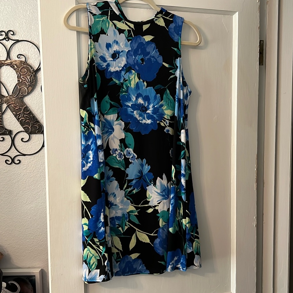 Cute colorful summer dress by Tiana B New York.
